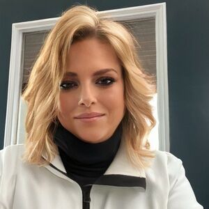 Meet your Posher, Suzan